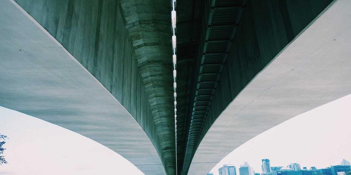 Stay Warm and Safe: Essential Winter Biking Gear